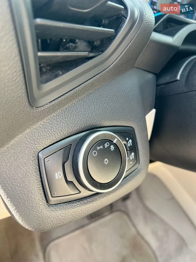 2016 Ford C-MAX - мініатюра 25