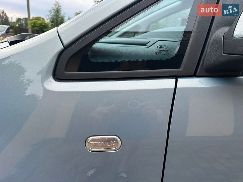 Минивэн Ford C-Max 2009 в Вишневце