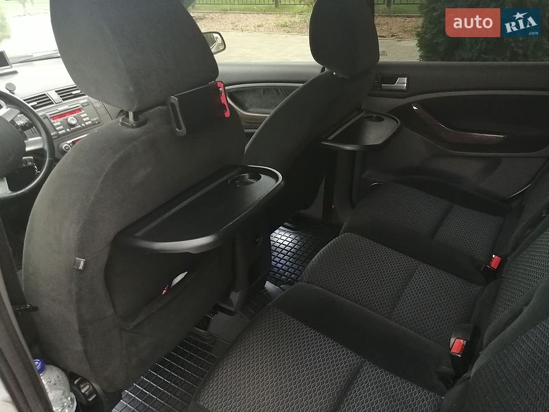 Мінівен Ford C-Max 2008 в Києві фото 60 Мінівен Ford C-Max 2008 в Києві