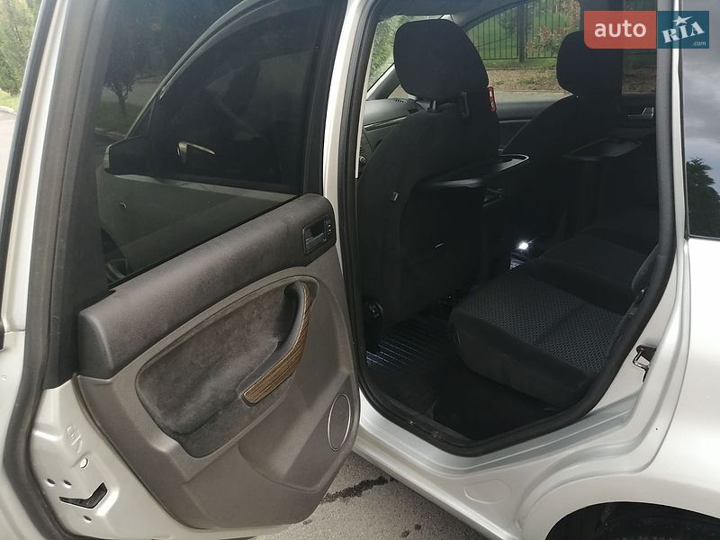 Мінівен Ford C-Max 2008 в Києві фото 62 Мінівен Ford C-Max 2008 в Києві