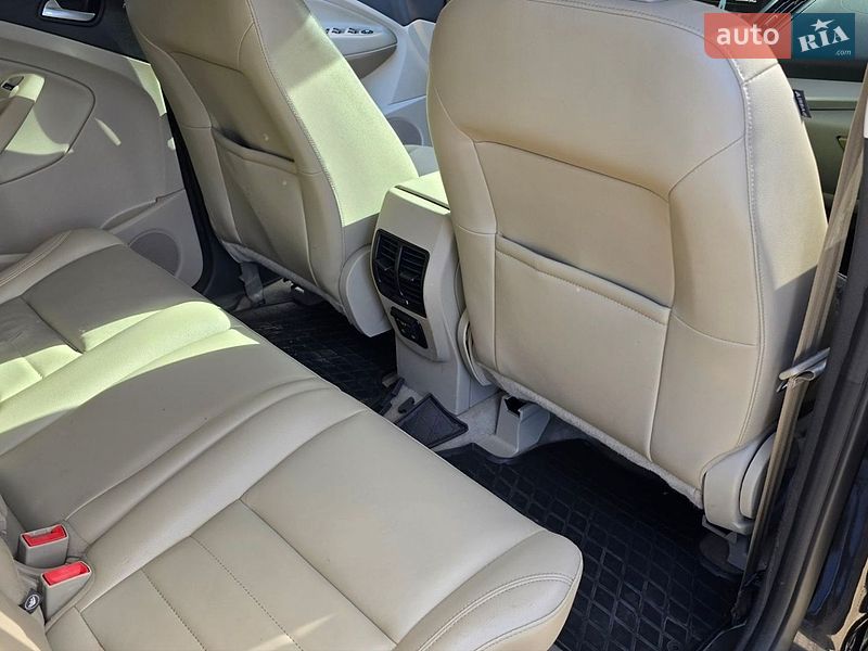 Мінівен Ford C-Max 2014 в Дніпрі