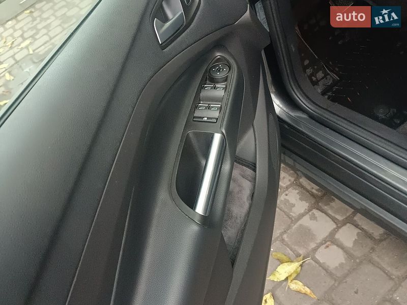 Мінівен Ford C-Max 2017 в Львові