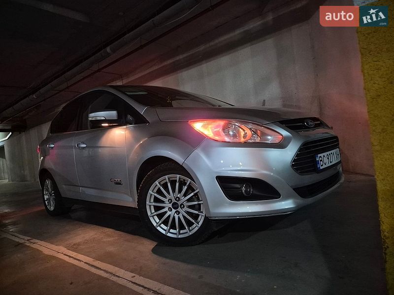 Минивэн Ford C-Max 2015 в Львове