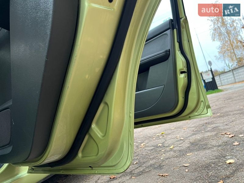 Мінівен Ford C-Max 2005 в Житомирі фото 29 Мінівен Ford C-Max 2005 в Житомирі