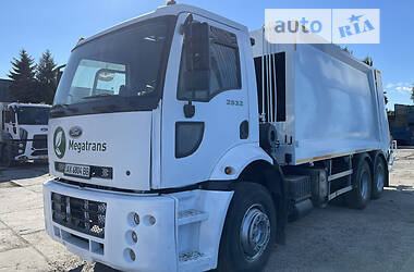Мусоровоз Ford Cargo 2012 в 