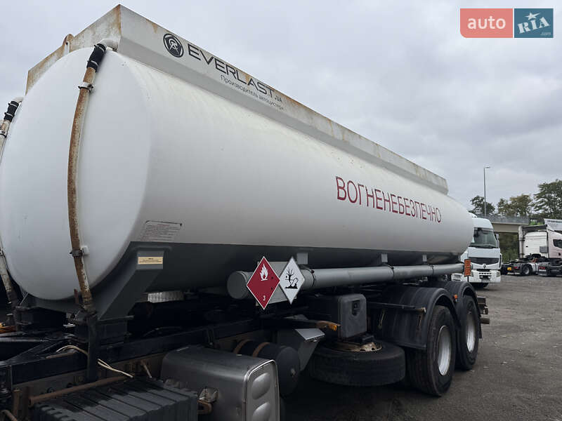 Бензовоз Ford Cargo 2014 в Киеве