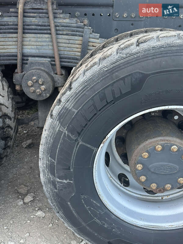 Самоскид Ford Cargo 2017 в Дніпрі