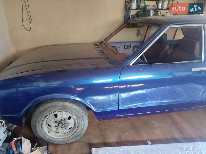 Седан Ford Consul 1974 в Малине