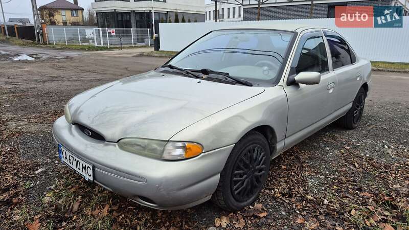 Седан Ford Contour 1996 в Новых Петровцах