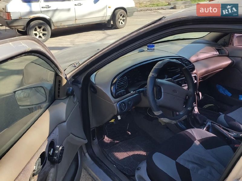 Седан Ford Contour 1995 в Києві