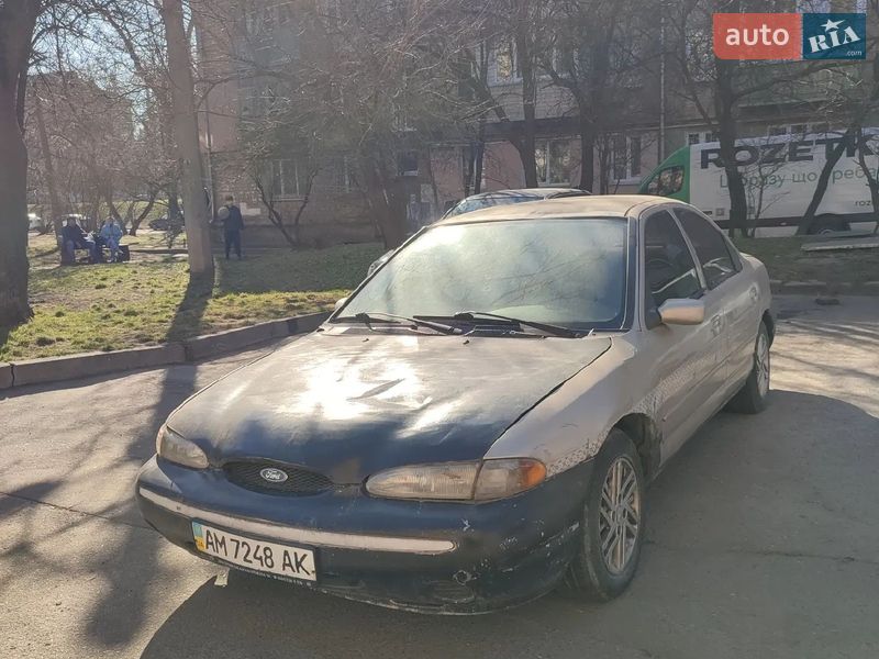 Седан Ford Contour 1995 в Києві