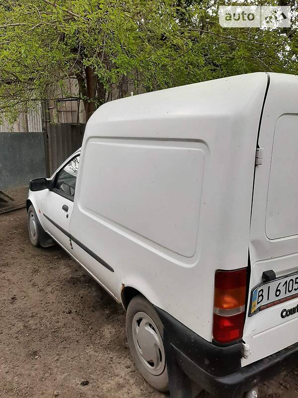 Универсал Ford Courier 2000 в Зенькове