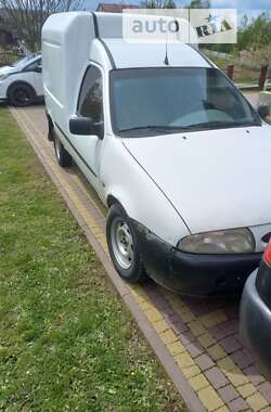 Грузовой фургон Ford Courier 1998 в Тернополе