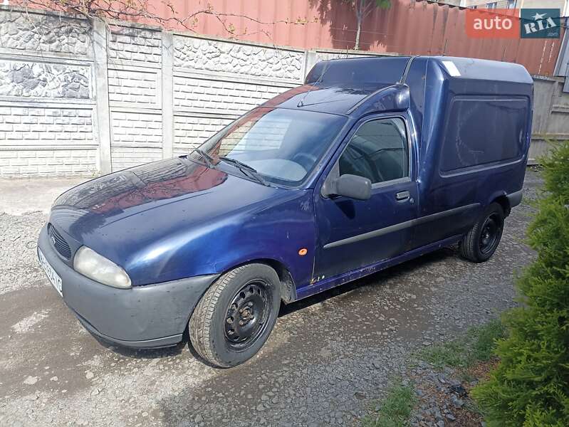 Вантажний фургон Ford Courier 1999 в Вінниці