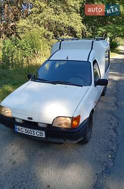 Мінівен Ford Courier 1995 в Ківерцях