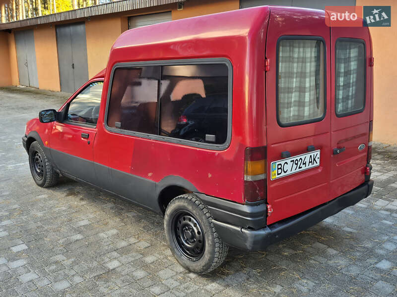 Минивэн Ford Courier 1995 в Славуте