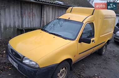 Грузовой фургон Ford Courier 1998 в Решетиловке