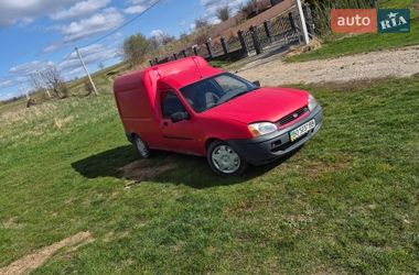 Вантажний фургон Ford Courier 1999 в Тернополі