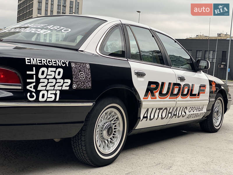 Седан Ford Crown Victoria 1994 в Киеве