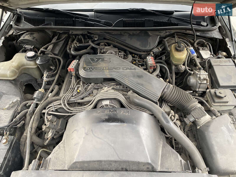 Седан Ford Crown Victoria 1994 в Киеве