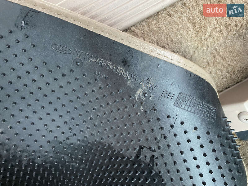 Седан Ford Crown Victoria 1994 в Киеве