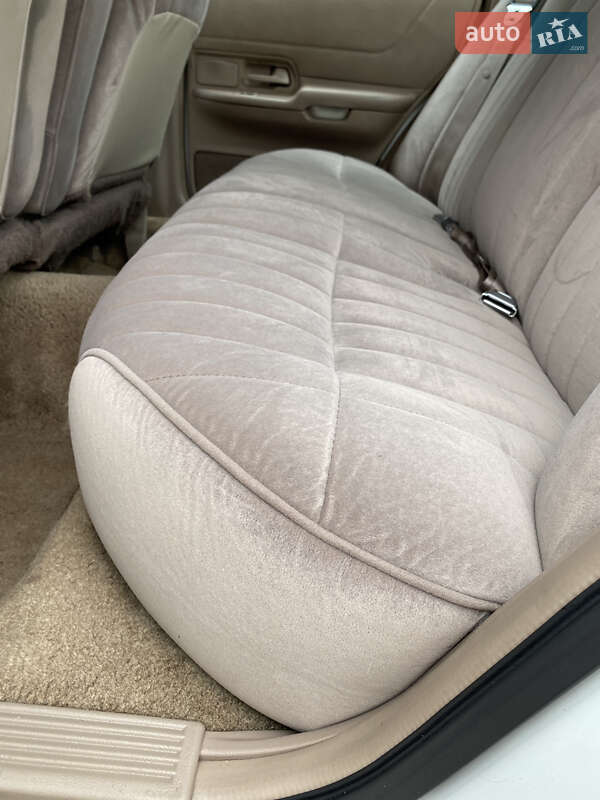 Седан Ford Crown Victoria 1994 в Киеве