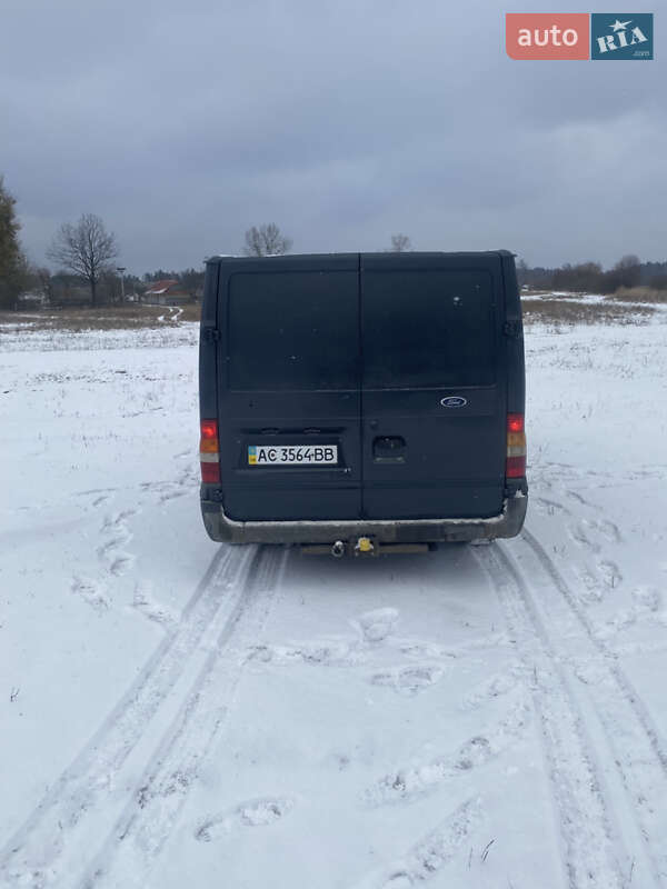 Минивэн Ford E-250 2003 в Ратным фото 2 Минивэн Ford E-250 2003 в Ратным