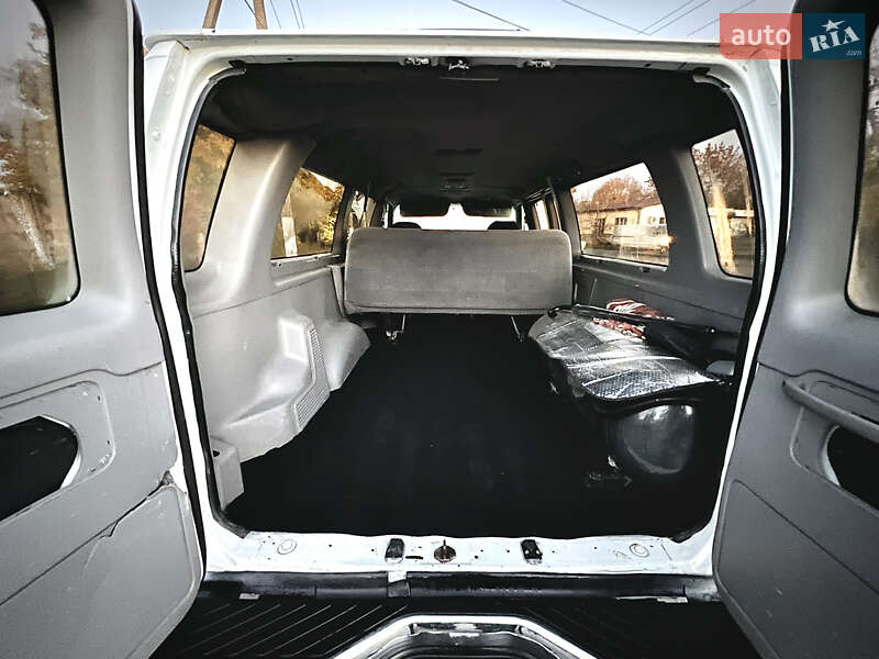 Мінівен Ford E-350 1997 в Овідіополі