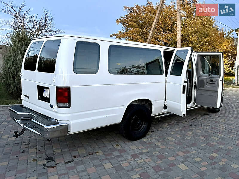 Мінівен Ford E-350 1997 в Овідіополі