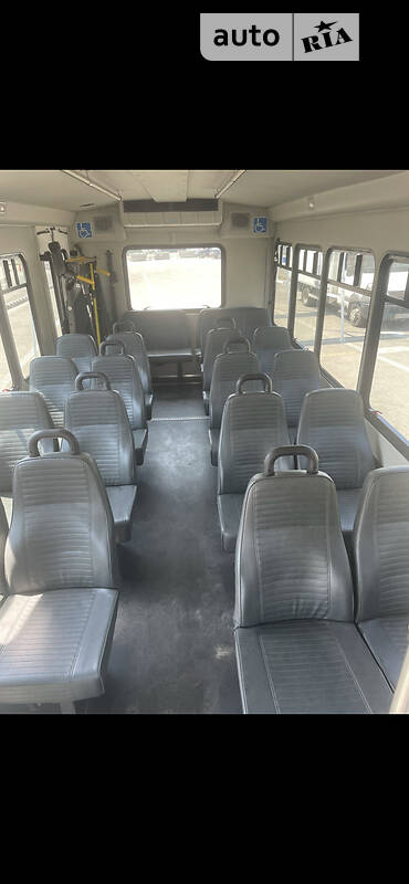 Мікроавтобус Ford E-450 2016 в Харкові фото 9 Мікроавтобус Ford E-450 2016 в Харкові
