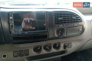 Минивэн Ford E-series 1997 в 