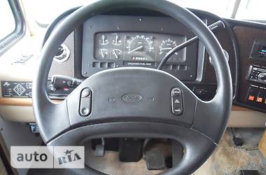 Минивэн Ford E-series 1997 в 