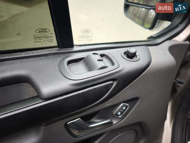 Минивэн Ford E-Transit Custom 2023 в Киеве фото 15 Минивэн Ford E-Transit Custom 2023 в Киеве