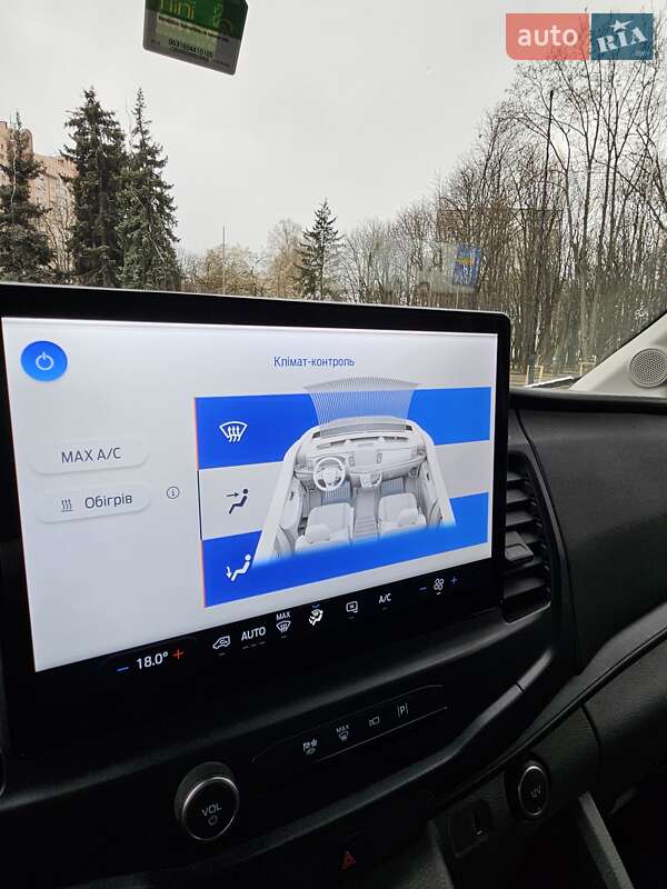 Грузовой фургон Ford E-Transit 2022 в Киеве
