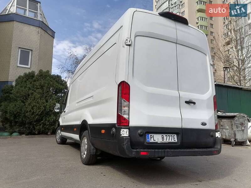 Грузовой фургон Ford E-Transit 2022 в Киеве