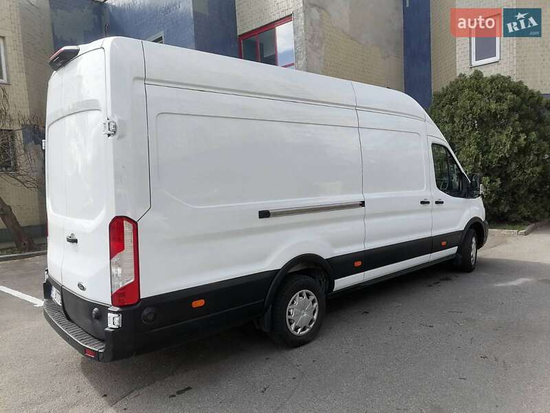 Грузовой фургон Ford E-Transit 2022 в Киеве