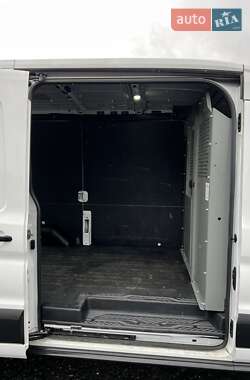 Вантажний фургон Ford E-Transit 2022 в 