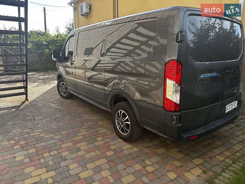 Вантажний фургон Ford E-Transit 2022 в Києві