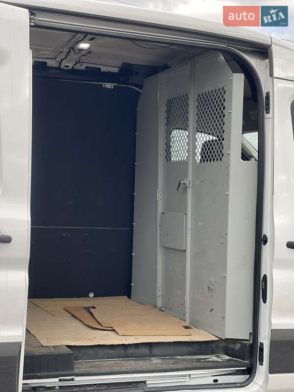 Микроавтобус грузовой (до 3,5т) Ford E-Transit 2022 в Киеве