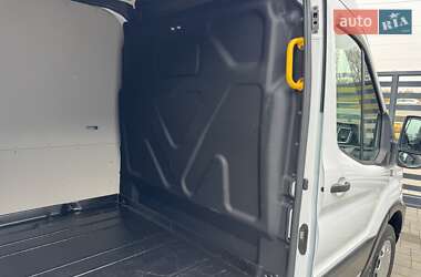 Вантажний фургон Ford E-Transit 2023 в Рівному