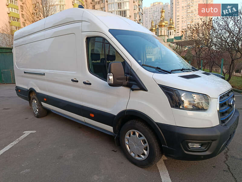 Грузовой фургон Ford E-Transit 2023 в Киеве фото 16 Грузовой фургон Ford E-Transit 2023 в Киеве