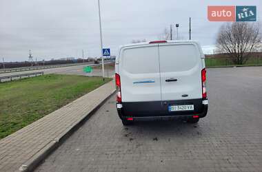 Грузовой фургон Ford E-Transit 2022 в Пирятине