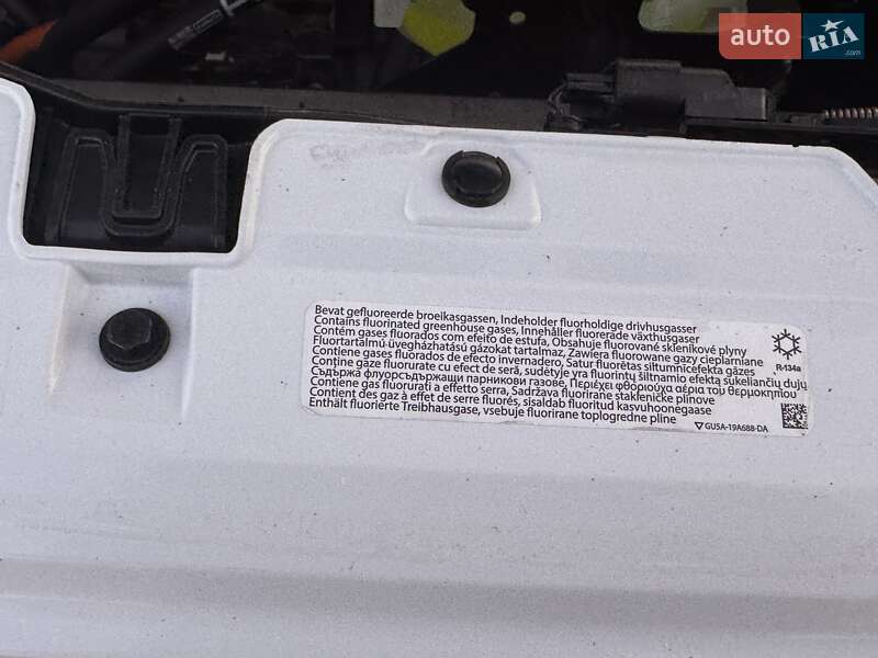 Грузовой фургон Ford E-Transit 2023 в Луцке