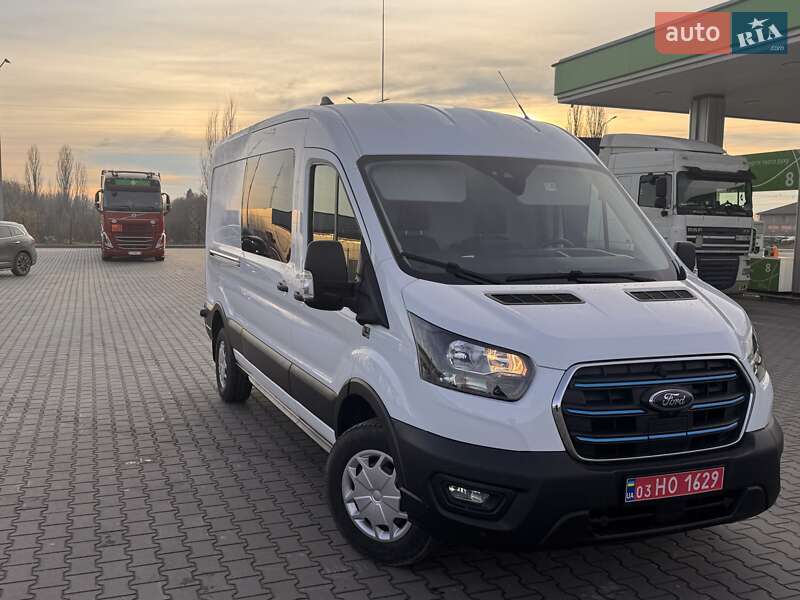 Грузовой фургон Ford E-Transit 2023 в Луцке