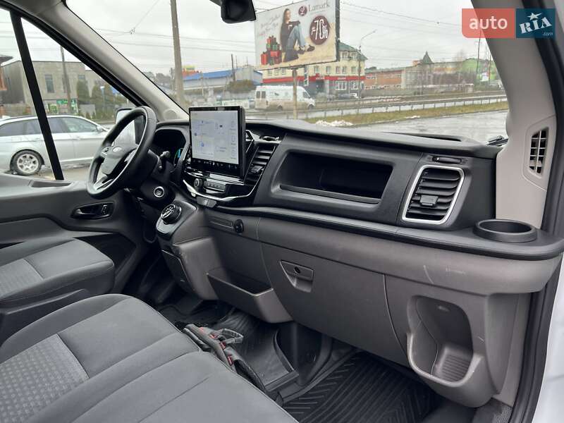 Грузовой фургон Ford E-Transit 2024 в Луцке