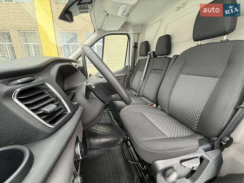 Грузовой фургон Ford E-Transit 2022 в Виннице