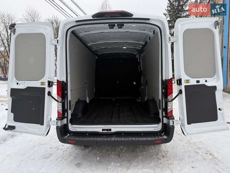 Грузовой фургон Ford E-Transit 2022 в Виннице