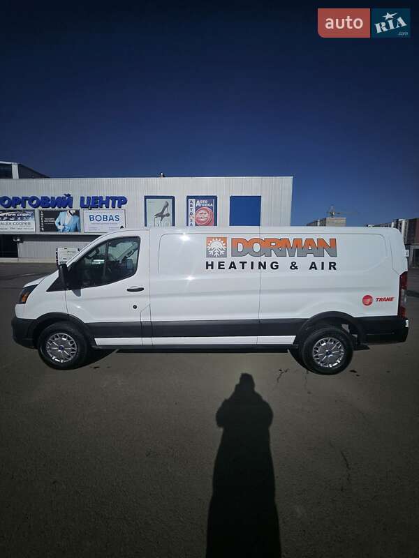 Грузовой фургон Ford E-Transit 2022 в Ковеле