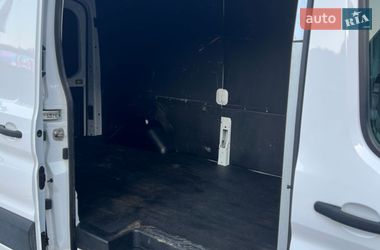 Вантажний фургон Ford E-Transit 2022 в Львові