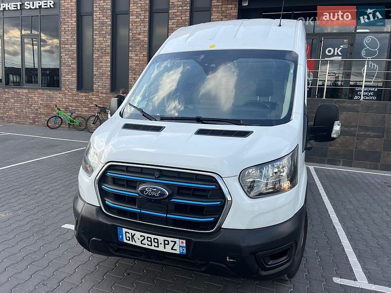 Грузовой фургон Ford E-Transit 2022 в Виннице